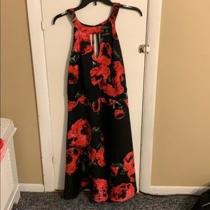 Black and red keyhole dress